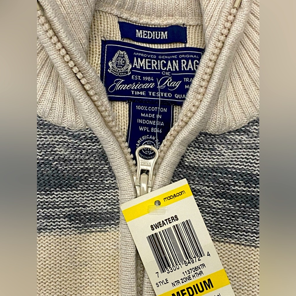 American Rag NWT half zip sweater. Medium.